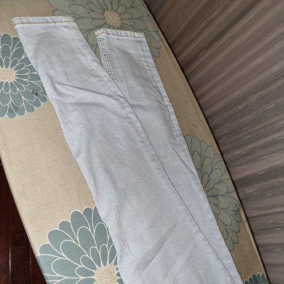 Frank and Oak Debbie Skinny Fit Jeans - Picture 6 of 7